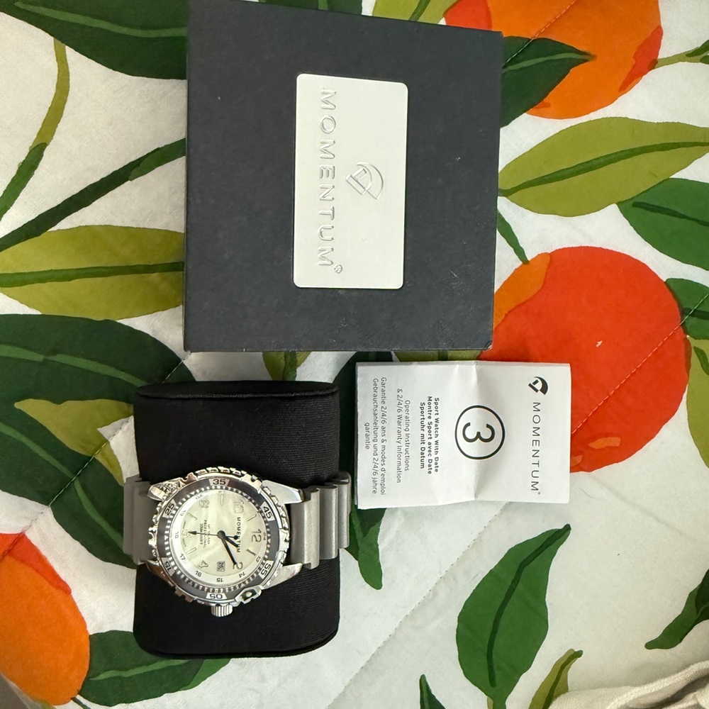 Momentum Men's Grey Silicone Strap Dive Watch - Grey - Picture 2 of 5